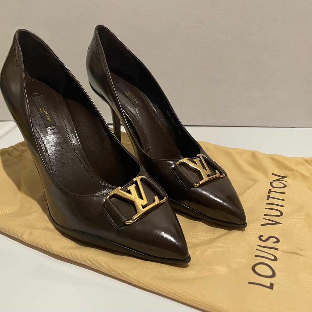 Authentic Louis Vuitton Heels. Size 39.